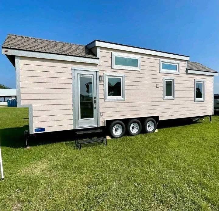 IMG_7683.jpeg Tiny homes - Image 1
