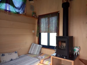 Tiny Birdy Container House - Image 6