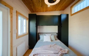 Thicket tiny house for sale - Image 3