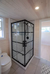 The Dove tiny house - Image 4