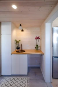 The Dove tiny house - Image 3