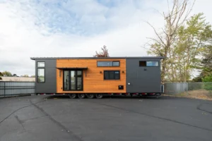 Cold-climate tiny house