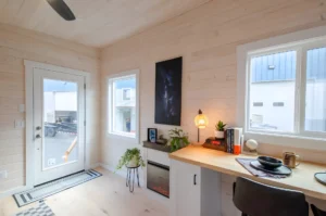 The Barred Owl Tiny House - Image 8