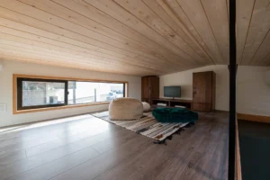 Cold-climate tiny house - Image 7