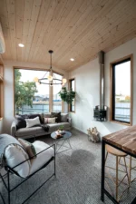 Cold-climate tiny house - Image 2