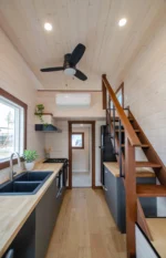 The Pacific Wren tiny house - Image 10
